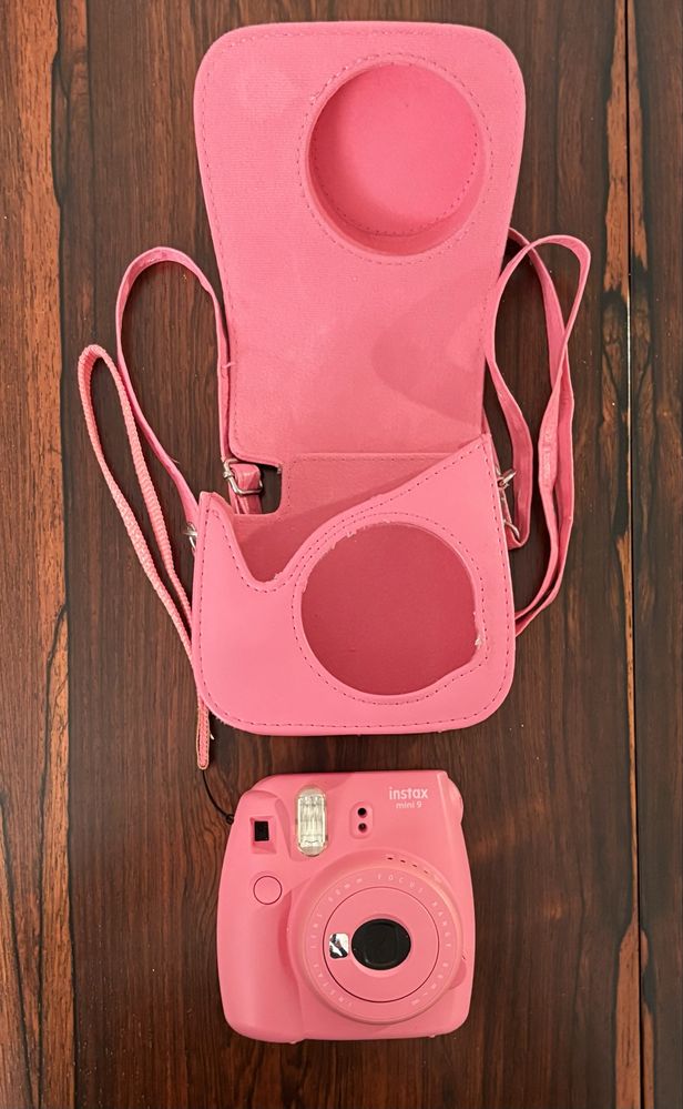 FUJIFILM INSTAX Mini 9 . cor de rosa c/ bolsa Instax 9 .