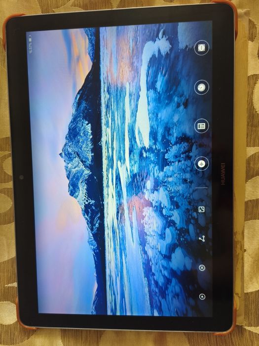 Планшет Huawei 10"