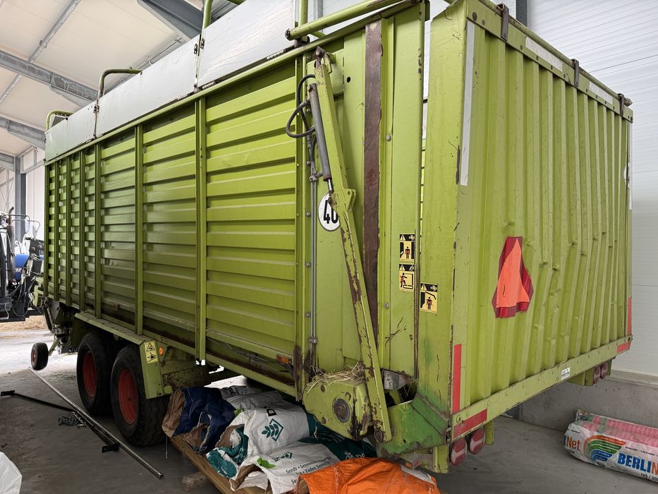 Claas sprint 5000 przyczepa samozbierająca