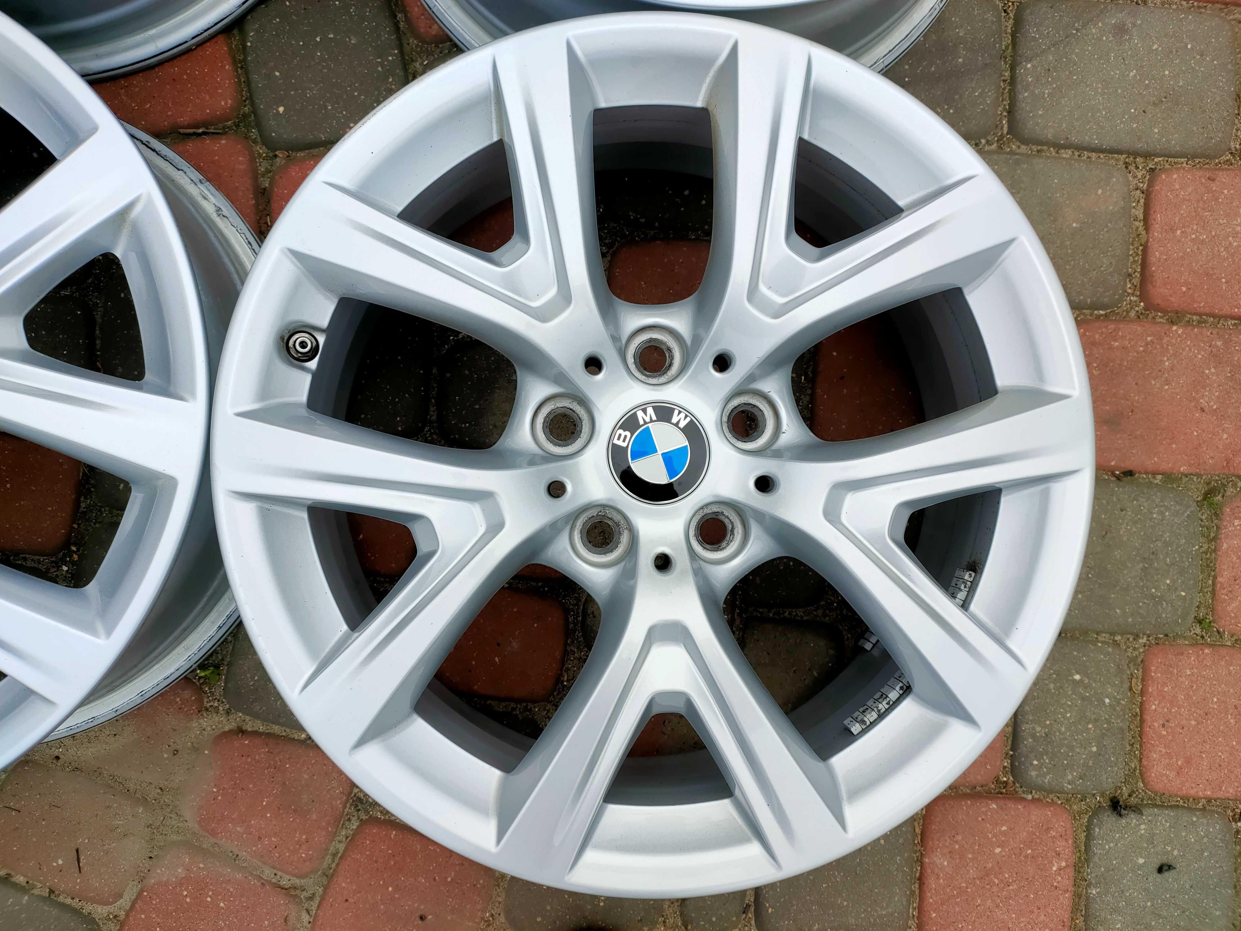Felgi aluminiowe BMW 5x112 6,5J17 Et39 Fi66,6 D106