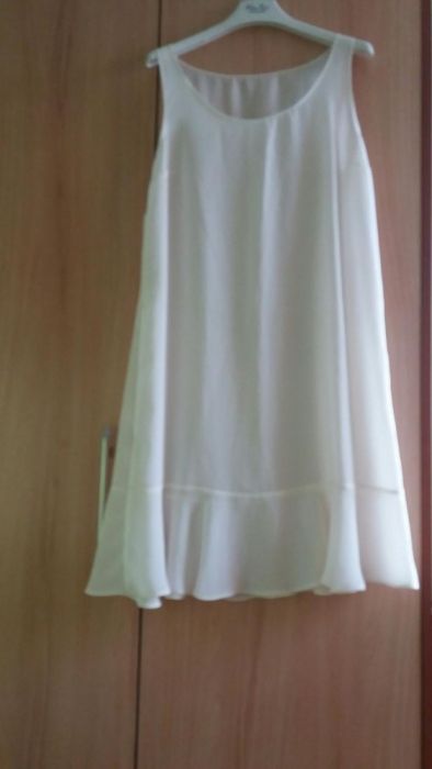 Sukienka ślubna lub wizytowa