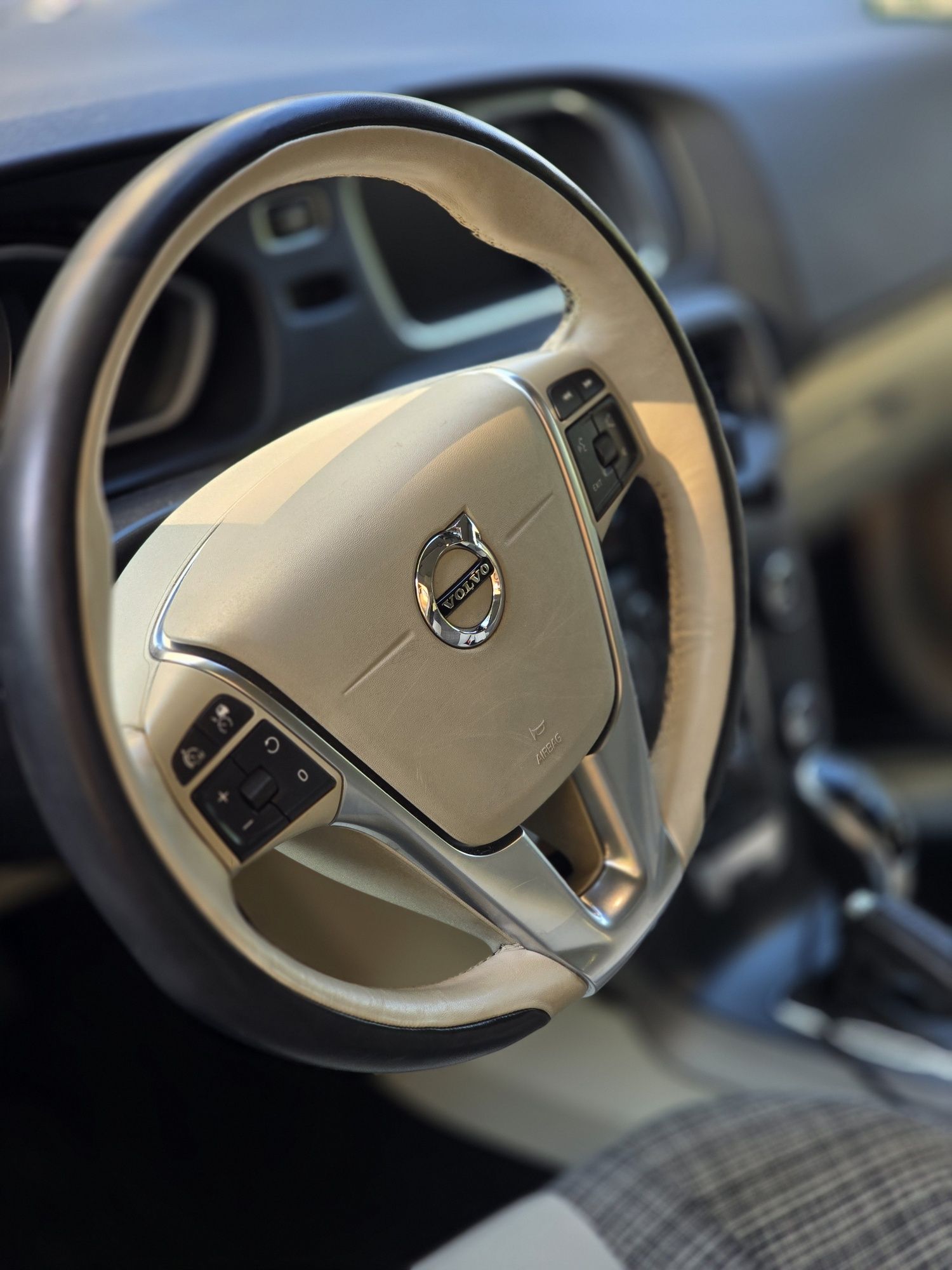 Volvo V40 D4 190cv Automático