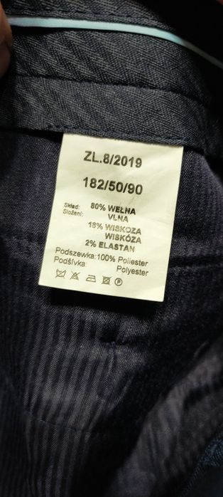 Garnitur męski granatowy