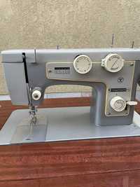 Швейная машинка педальная «Подольск 142»