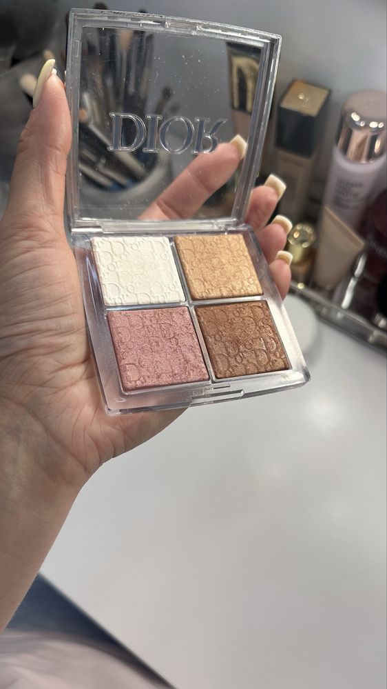 Палітра хайлайтерів Dior Backstage. Оригінал!