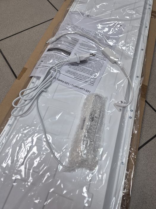 Panel sufitowy LED 120x30cm Biały 2700 - 6000K z wtyczką EU
