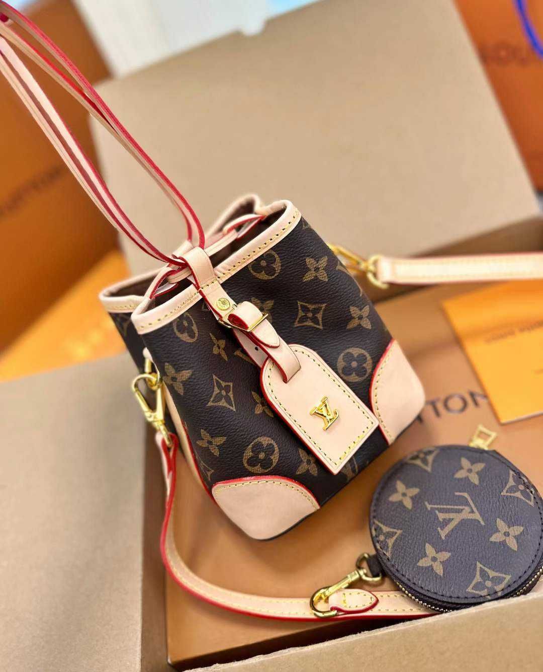 Torebka damska elegancka Louis Vuitton 3423-54