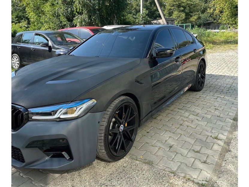 Вигляд на мільйон! Рестайлінг в M5 F90 2021 (комплект для BMW 5)