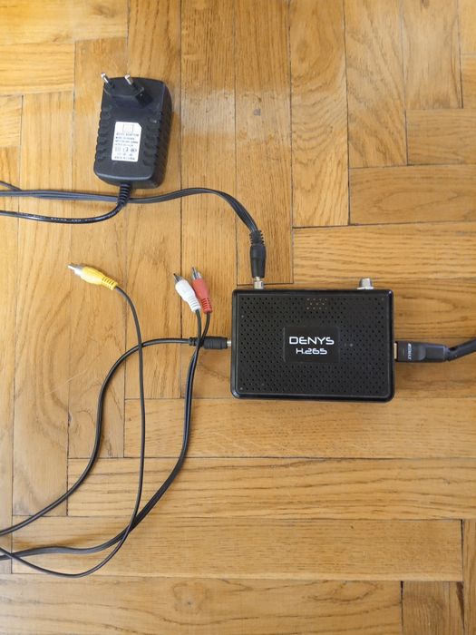 супутниковий ресивер (приставка) uClan Denys H.265