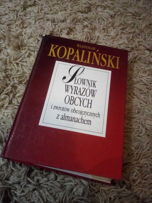Słownik. Wyrazów obcych