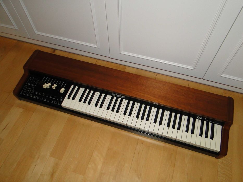 Wysokiej Klasy Cyfrowe Organy Hammond VISCOUNT DB3.Piękne Barwy.Okazja