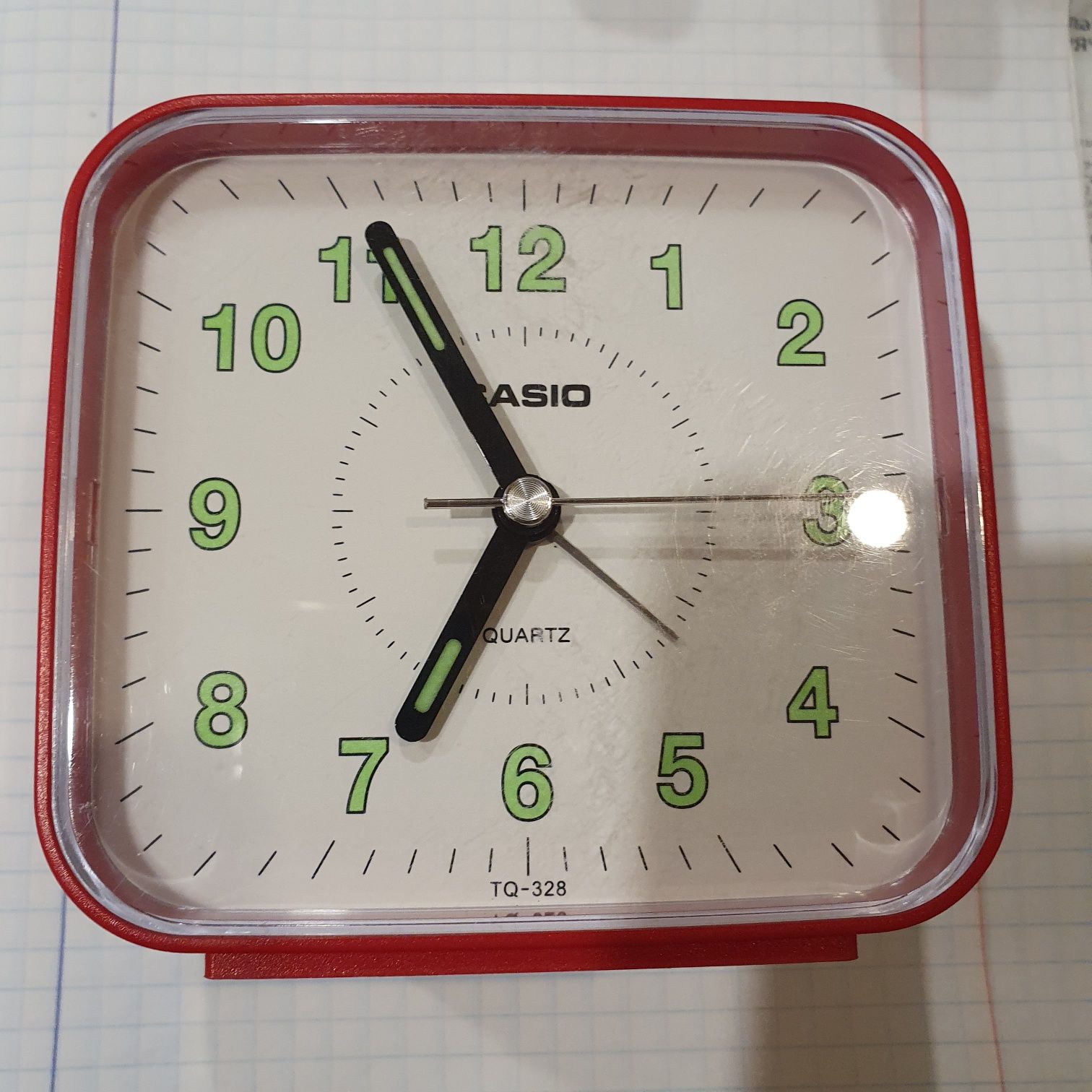Часы будильник Casio TQ-328  в отличном  состоянии