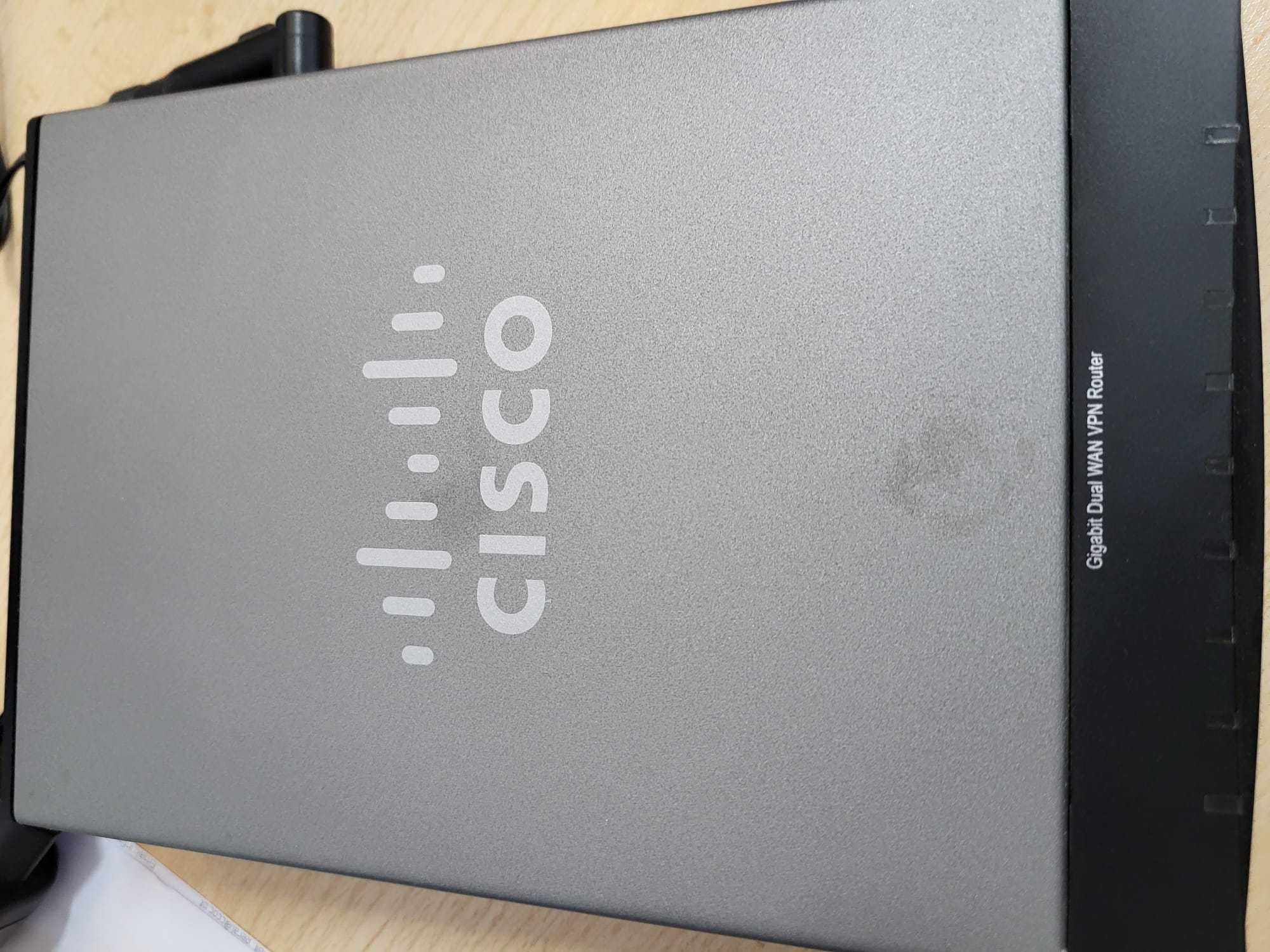 2 x Router CISCO Small Buisness RV042G