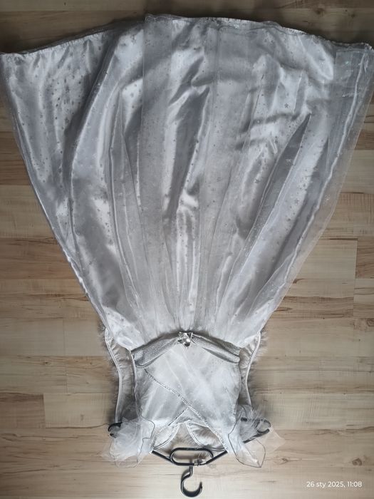 Strój aniołka gwiazdki śnieżynki r. 122 - 128