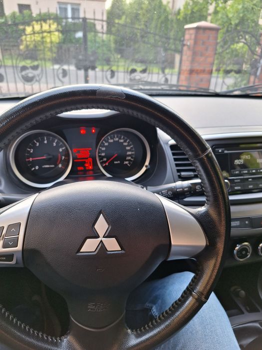 Mitsubishi Lancer sportback 1.6 benzyna polski salon