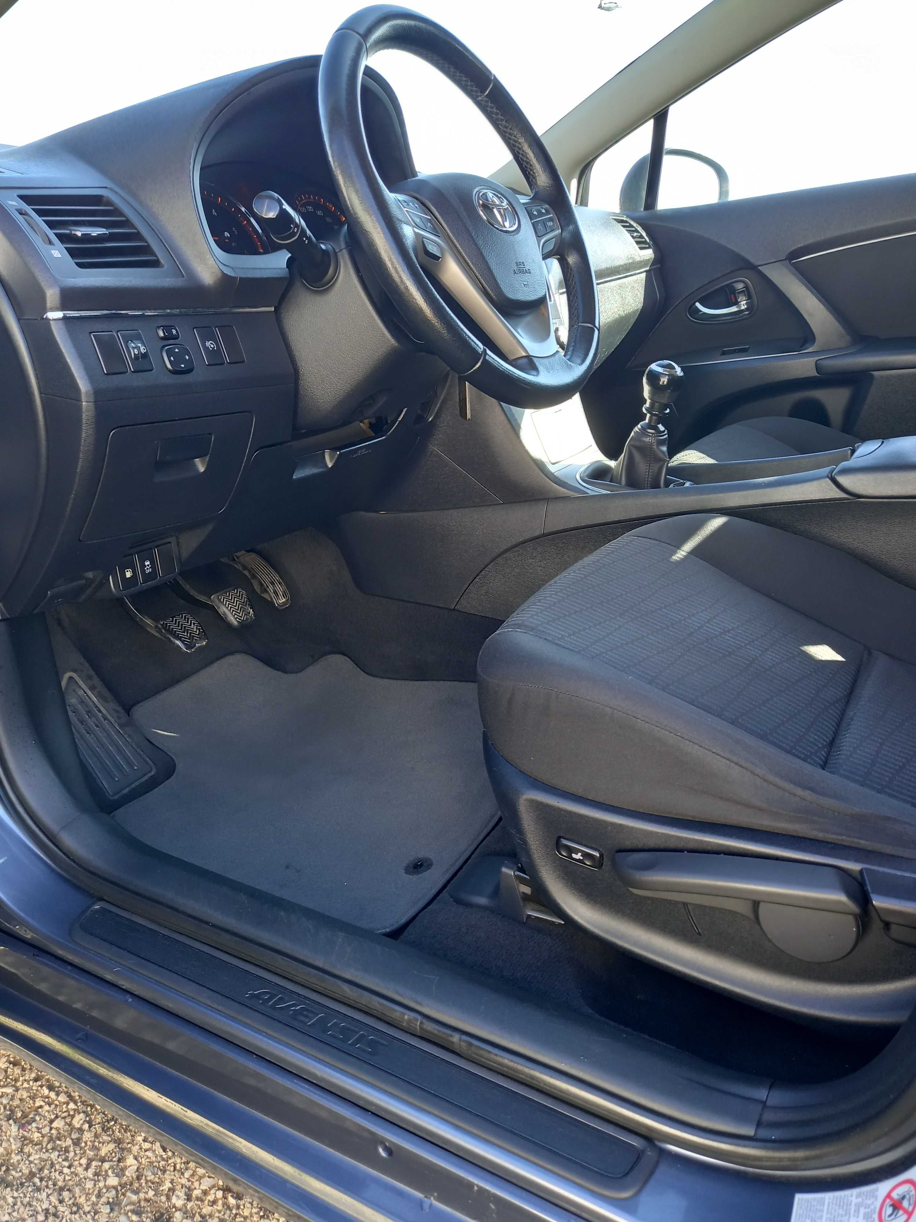 Toyota Avensis 2.0