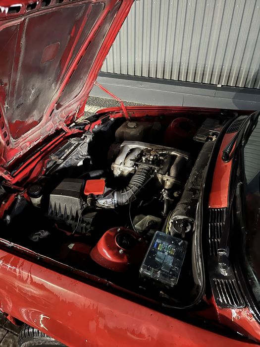 БМВ E30 Бмв 1.6