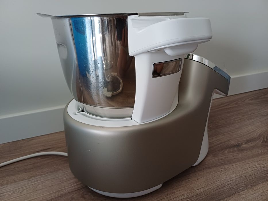 Robo de cozinha Moulinex i-compan com panela de vaporion connect