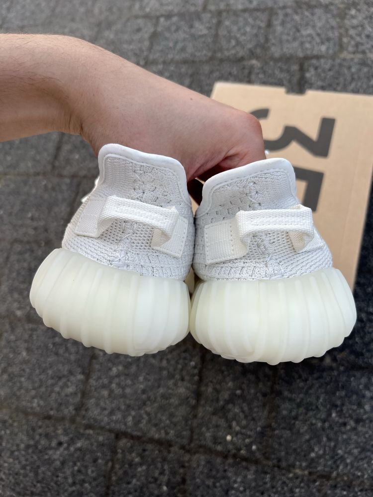 Adidas Yeezy Boost 350 V2 Bone sneakersy niskie białe 39 1/3