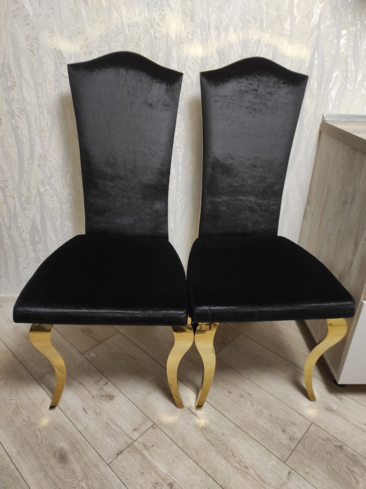 Продам стильные, эксклюзивные и элитные стулья. Производство Польши.