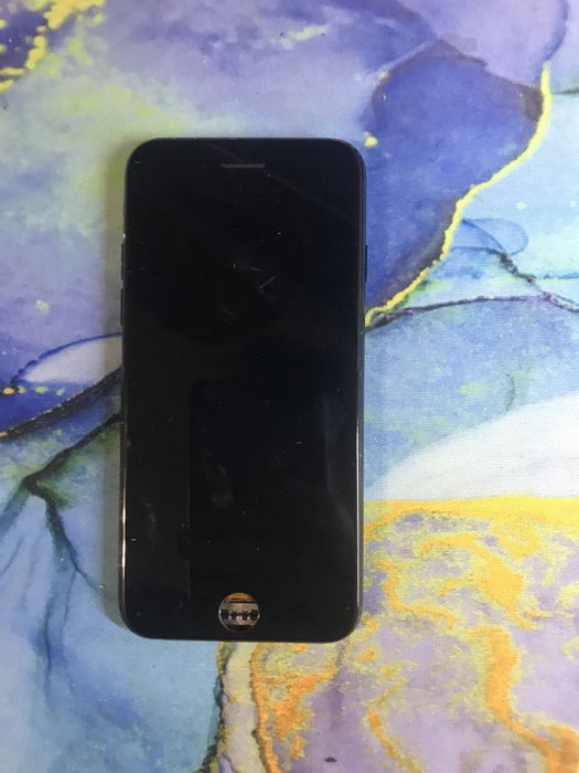 Продам айфон 7 8 та айфон x на запчастини