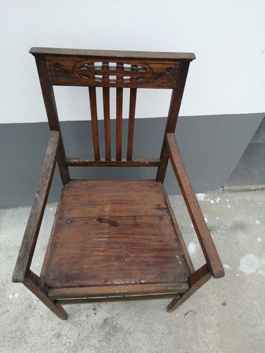 Cadeirão madeira vintage antigo