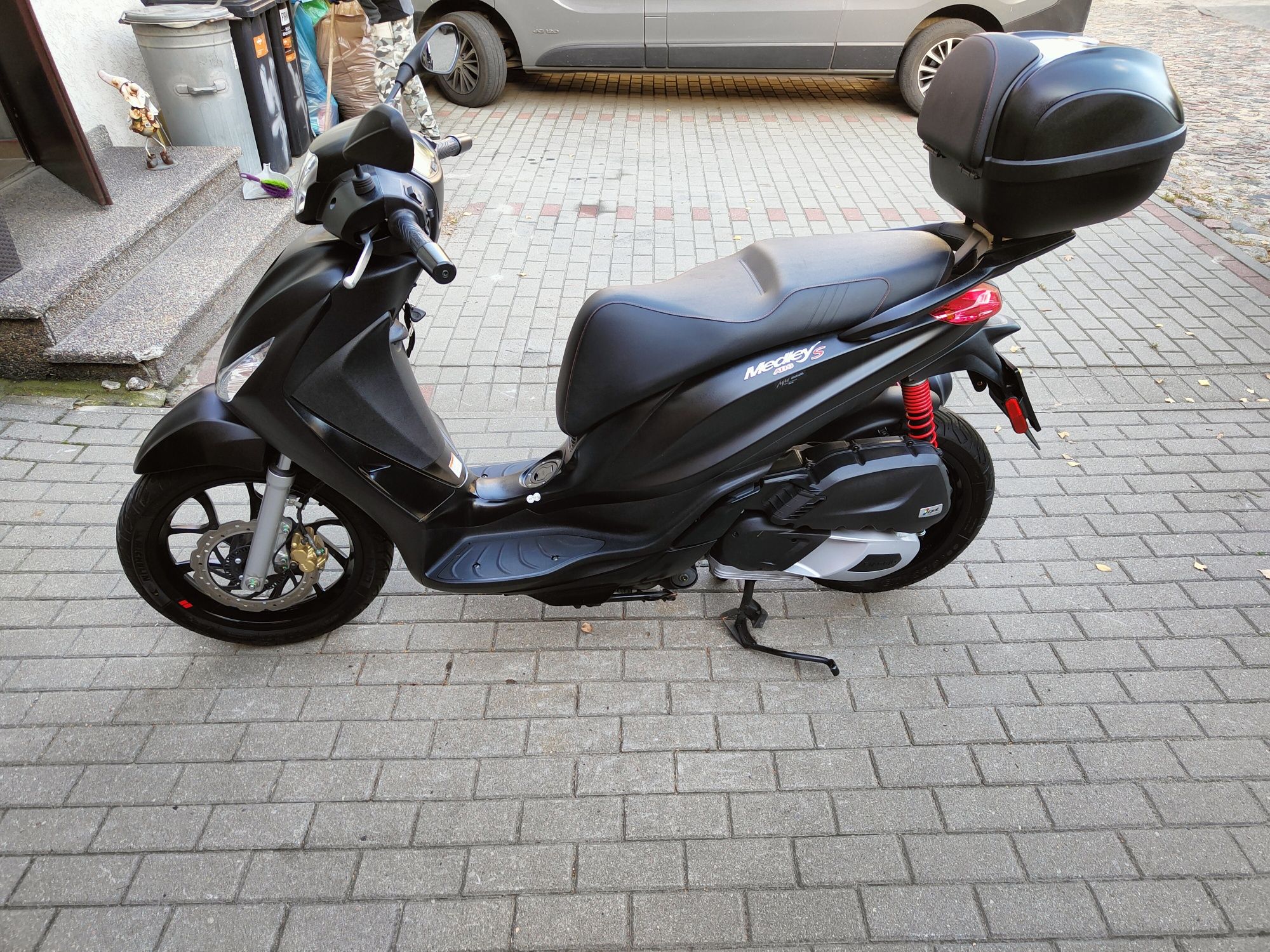 Piaggio Medley 125 ABS Transport