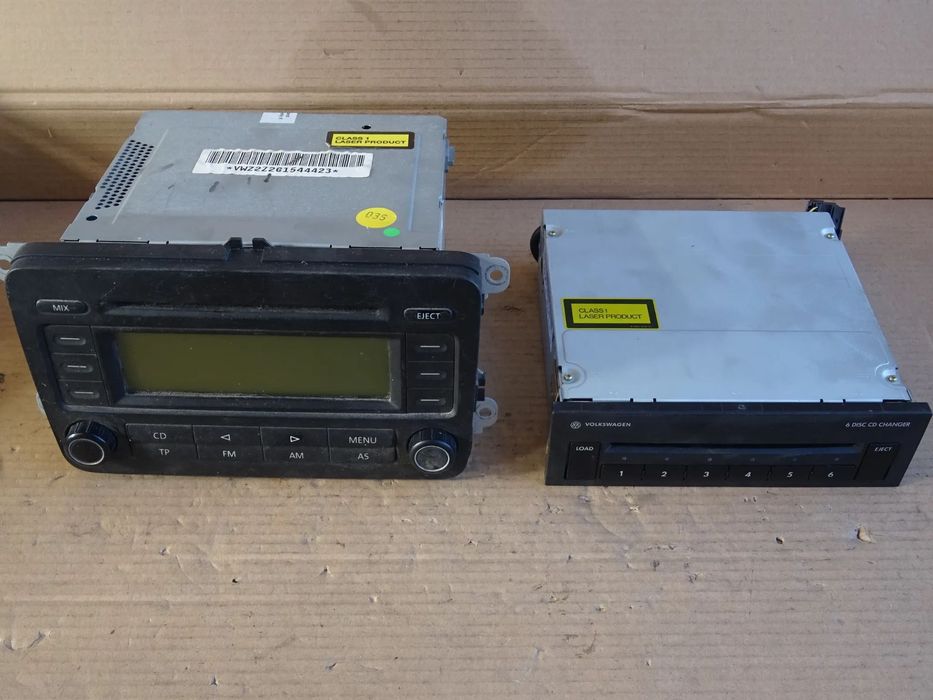 RADIO ODTWARZACZ RCD300 VW TOURAN CADDY GOLF PASSAT ZMIENIARKA