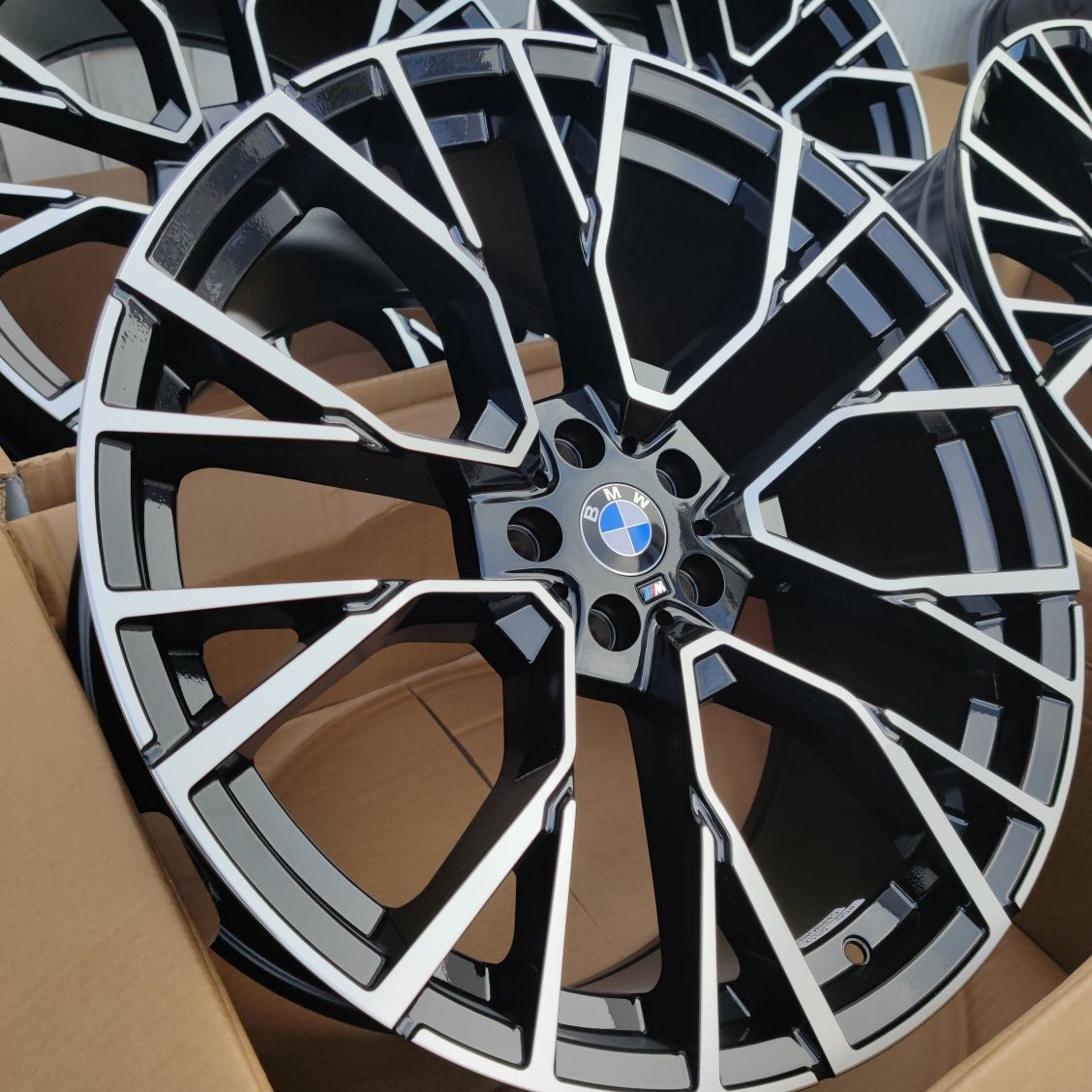 Диски 5*112 22 BMW X6/G06 X5/G05 BMW 809M сииль