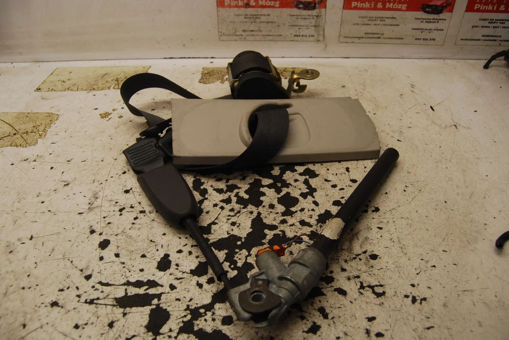 PAS BEZPIECZEŃSTWA PRAWY PRZÓD PRZEDNI RENAULT MEGANE SCENIC II