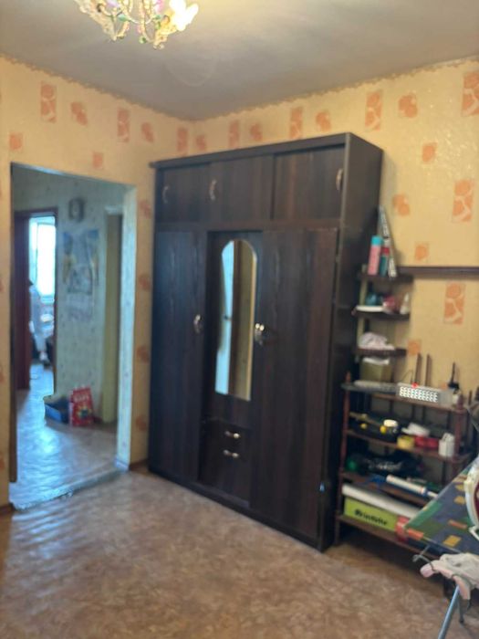 Продаж 4-кімнатної квартири на Дубово-Гайовій