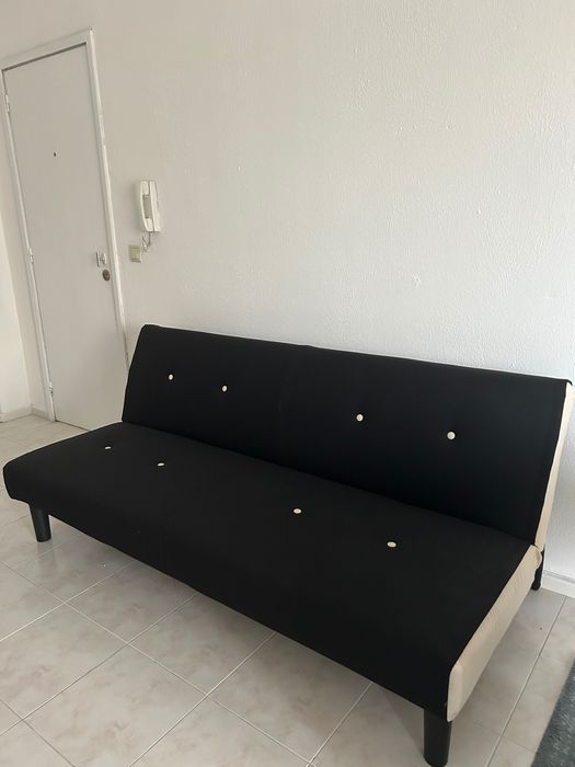 Sofá cama com muito pouco uso