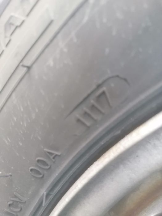 Koła Mercedes Sprinter lub Volkswagen LT w rozmiarze 225/70 15C 5x130