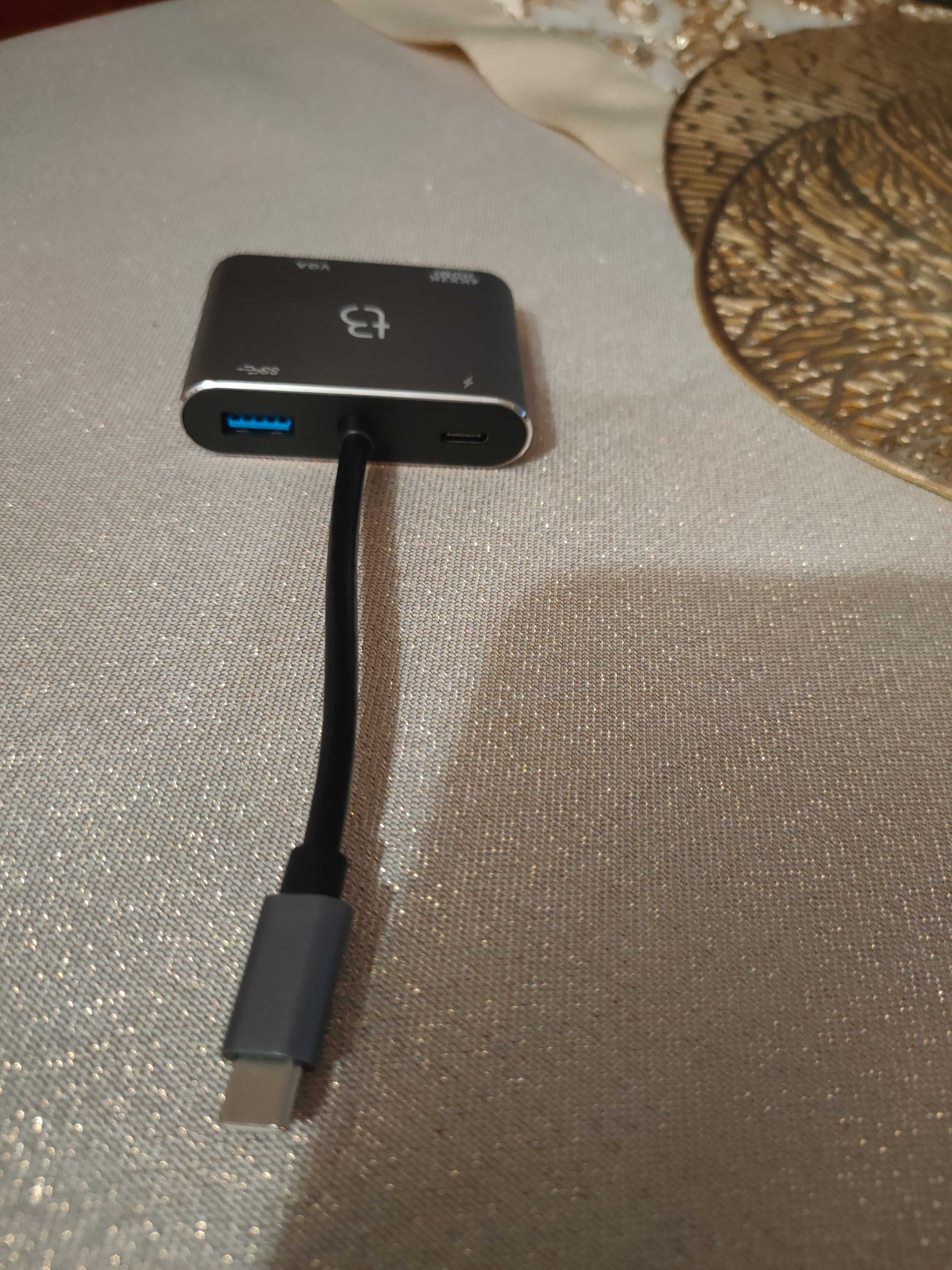 Adapter USB-C Tradebit 6315 na 4 wejścia srebrny nowy