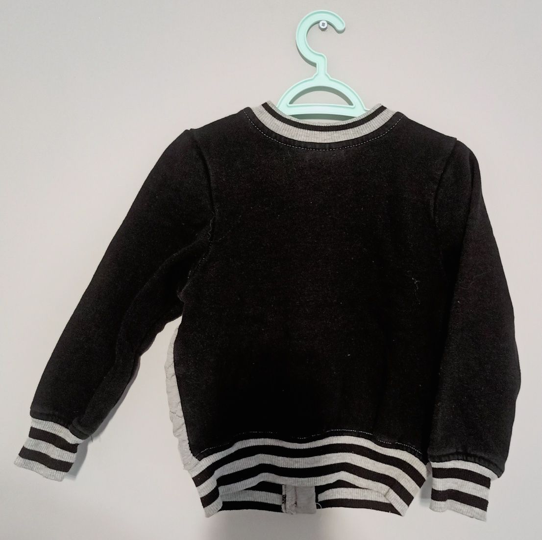Ciekawa bluza, bejsbolówka Lidl lupilu rozmiar 98/104