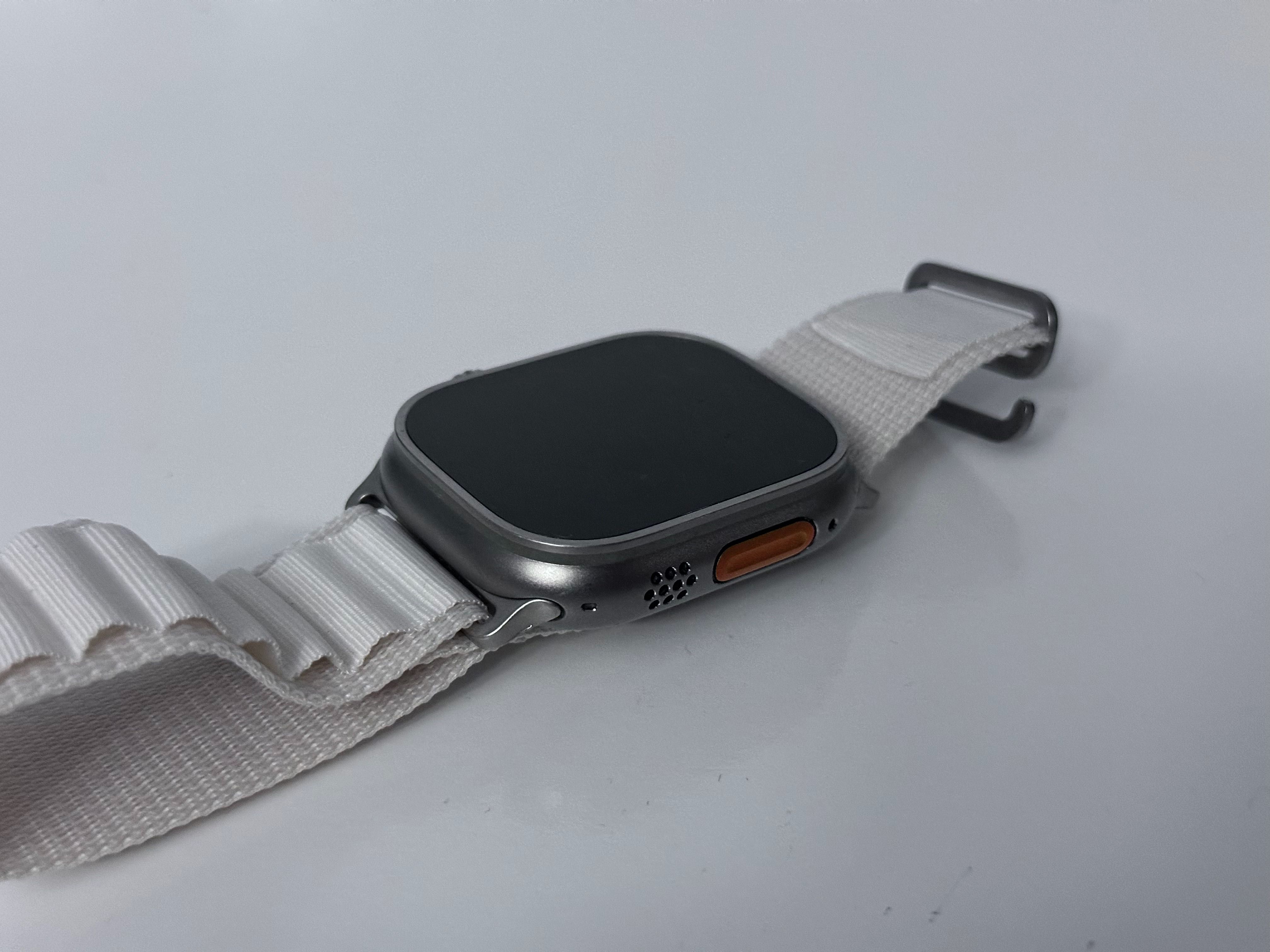 Apple Watch Ultra 49mm GPS + Cellular Titanium Silver Bez Blokad