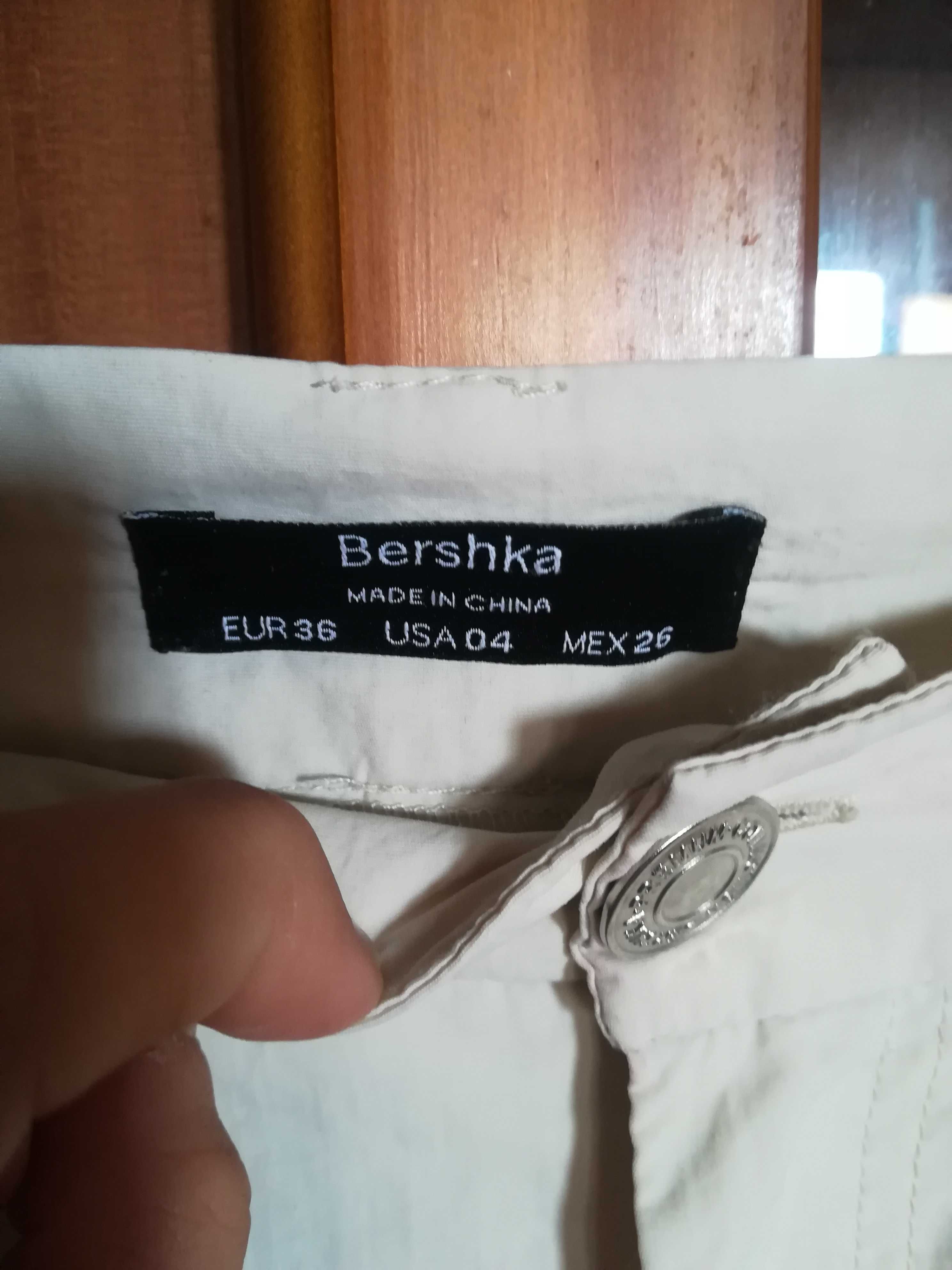 Calças cargo Bershka 36