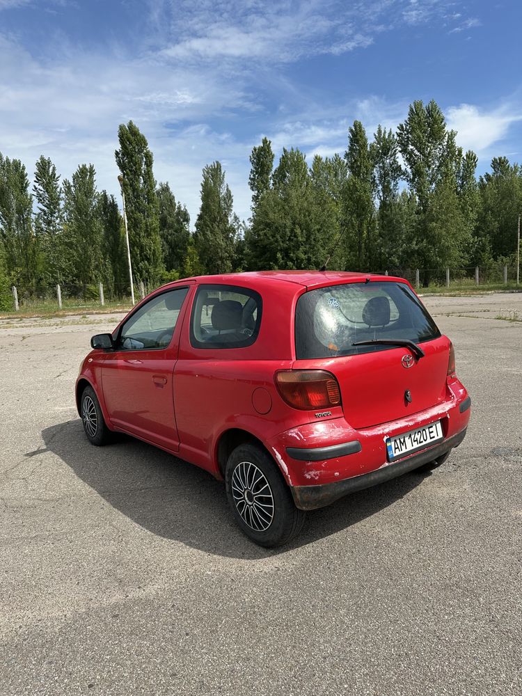 Toyota Yaris 2003 1.0