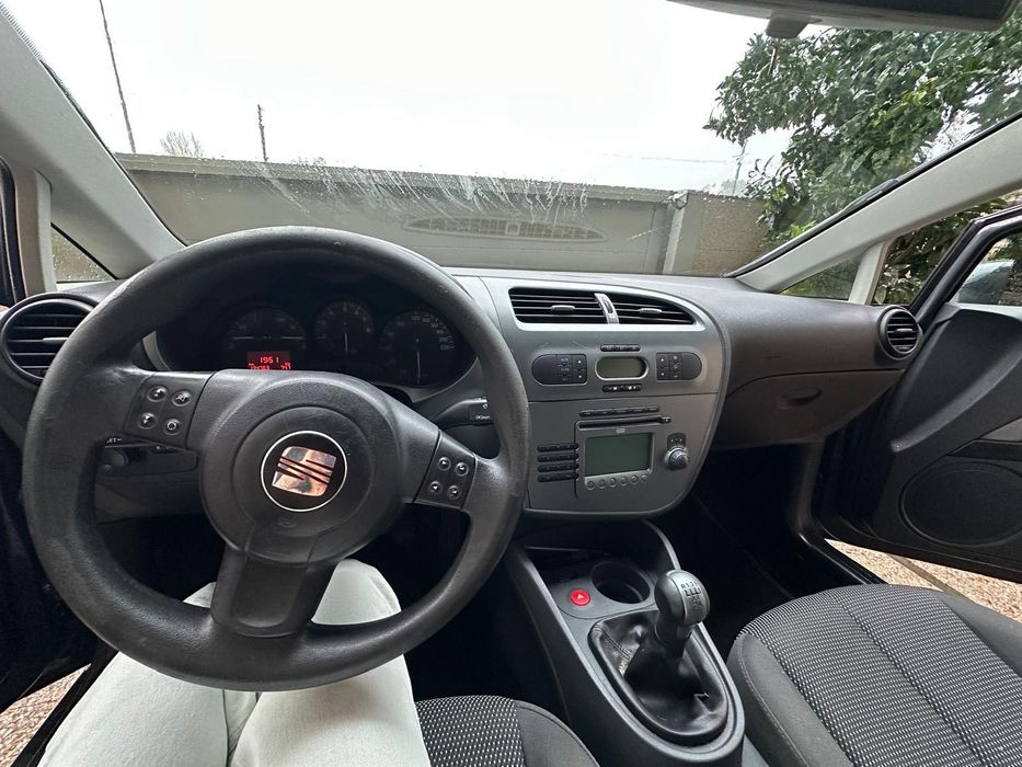 Seat leon 1.4.gasolina.   134600 kilometros