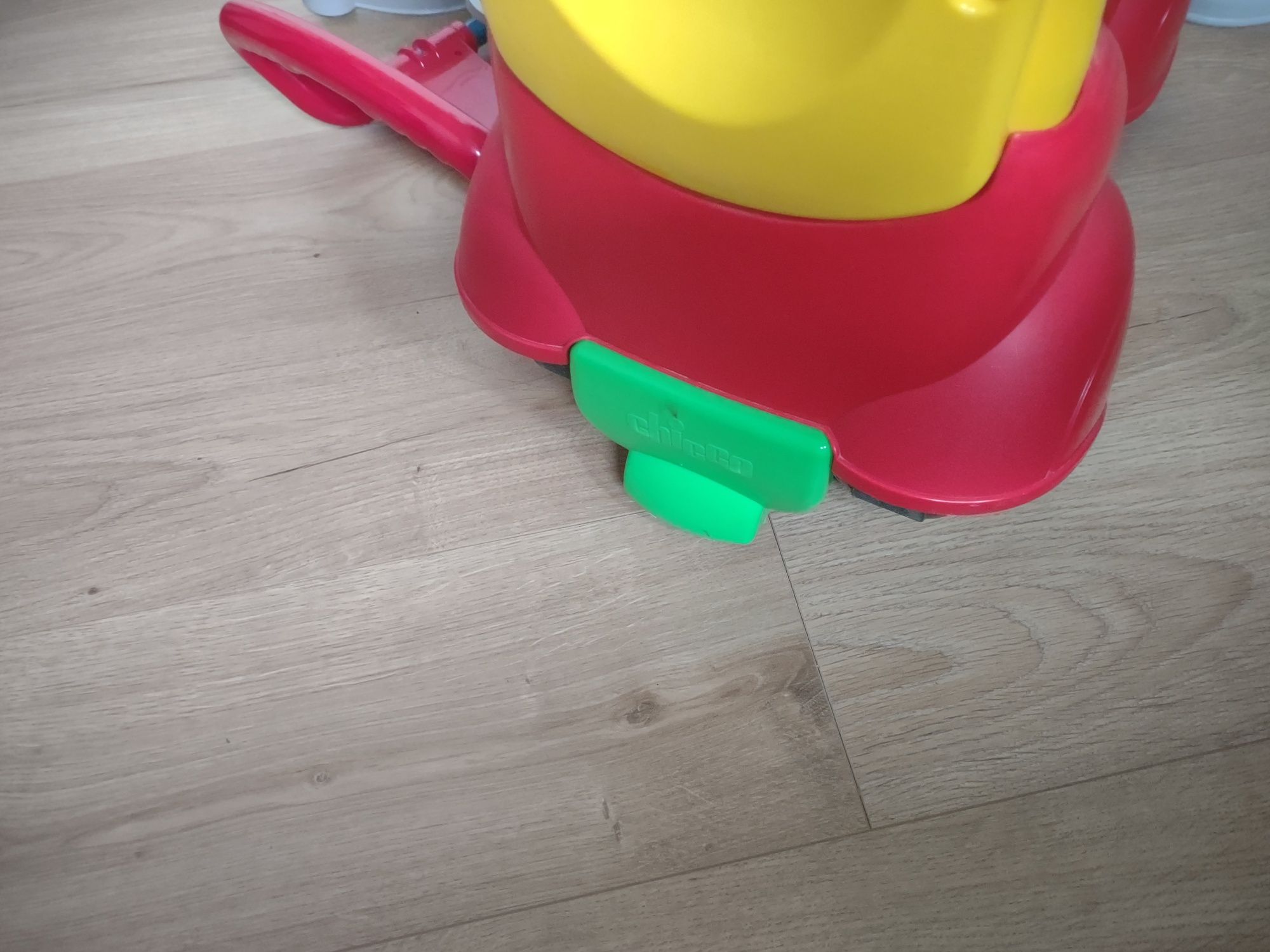 Jeździk odpychacz Chicco