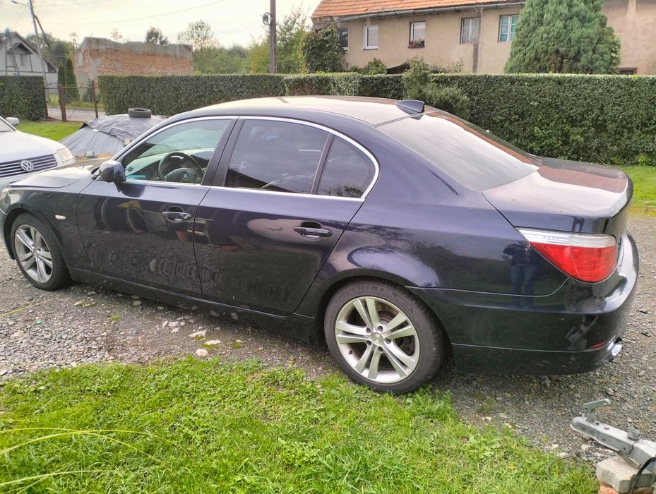 BMW E60/E61 lift N47D20A Monacoblau metallic wszystkie części skóra