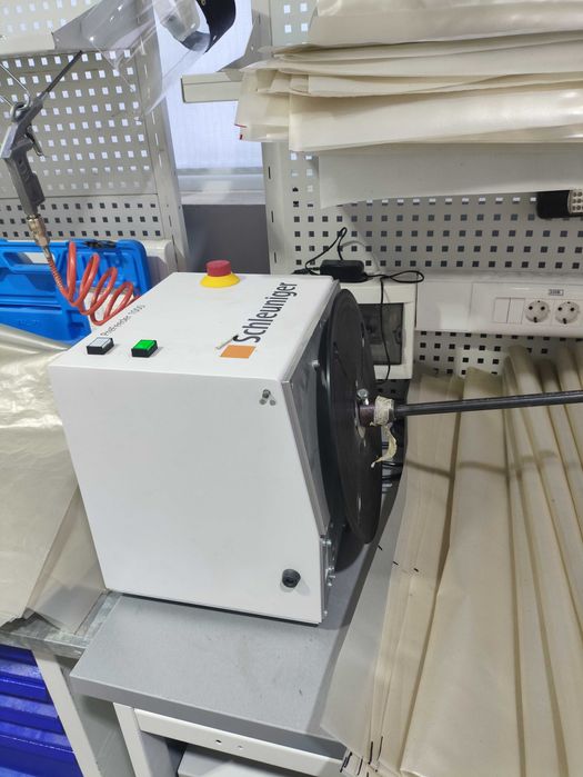 Продаж обладнання Schleuniger та Loepfe, яке не використовувалося.