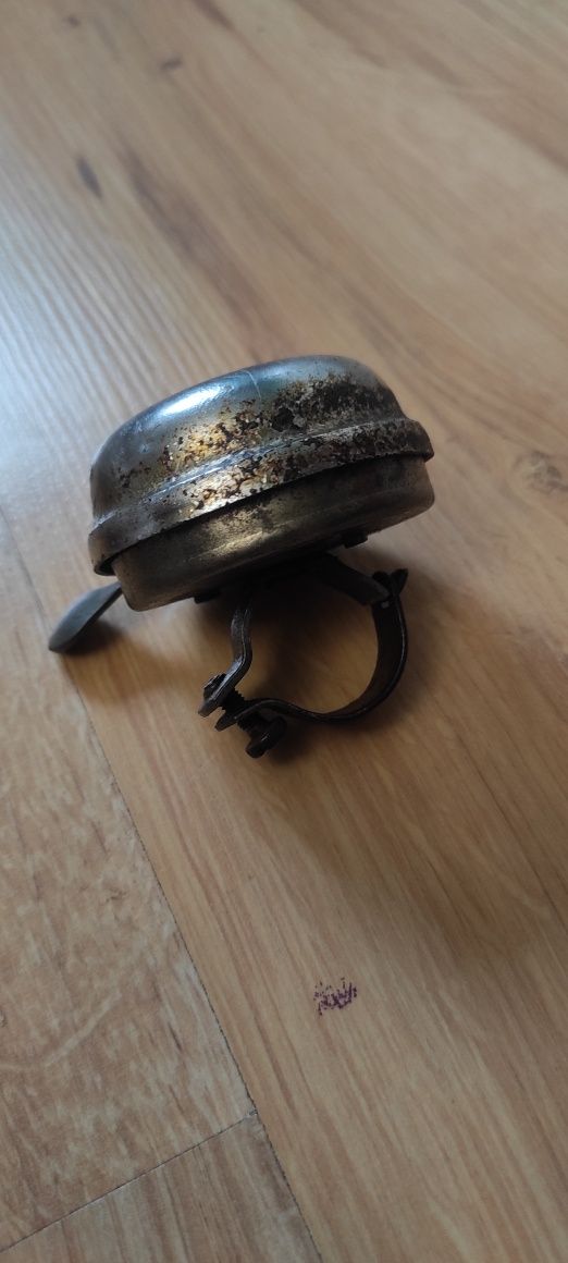 Stary zabytkowy dzwonek rowerowy korona PRL antyk