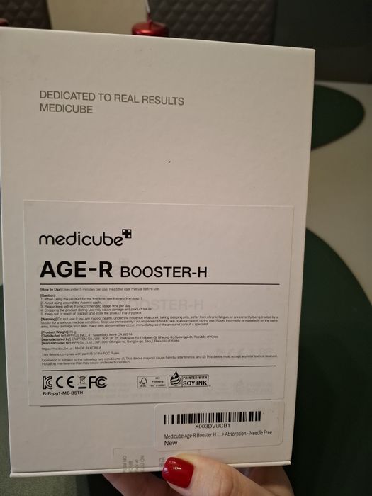 Пристрій Medicube AGE-R Booster-H