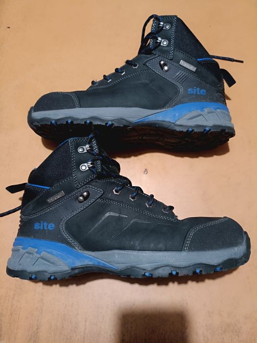 Черевики 44р у гарному стані, клас захисту S3