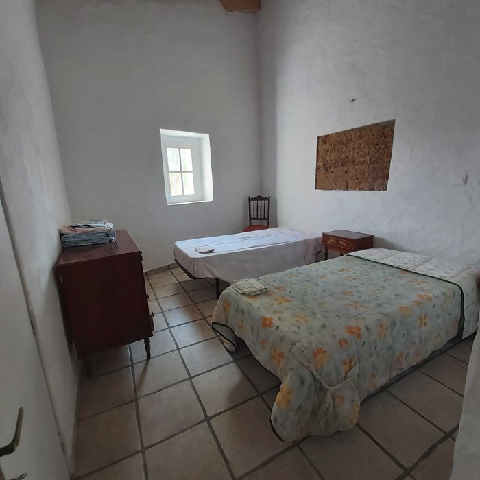 Arrenda-se moradia renovada, próxima de Aljustrel