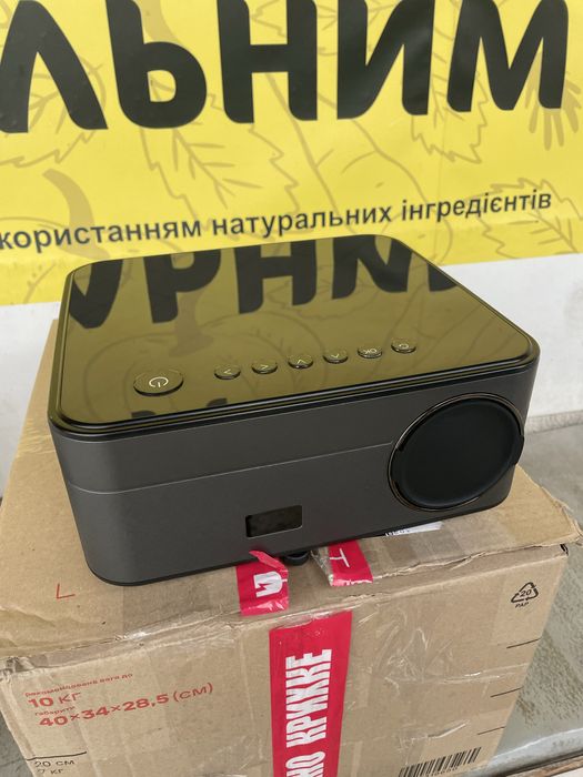 Мультимедійний проектор Surewheel SW10 Full HD