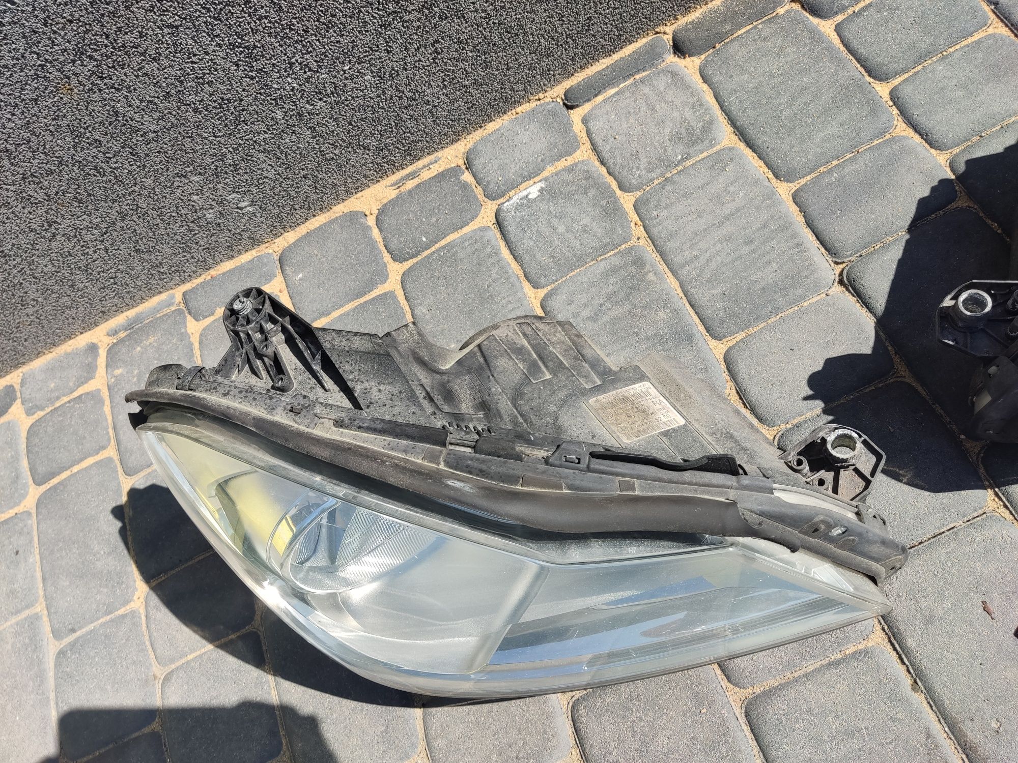 Lampy Mercedes Benz w204 Lift 2013r H7