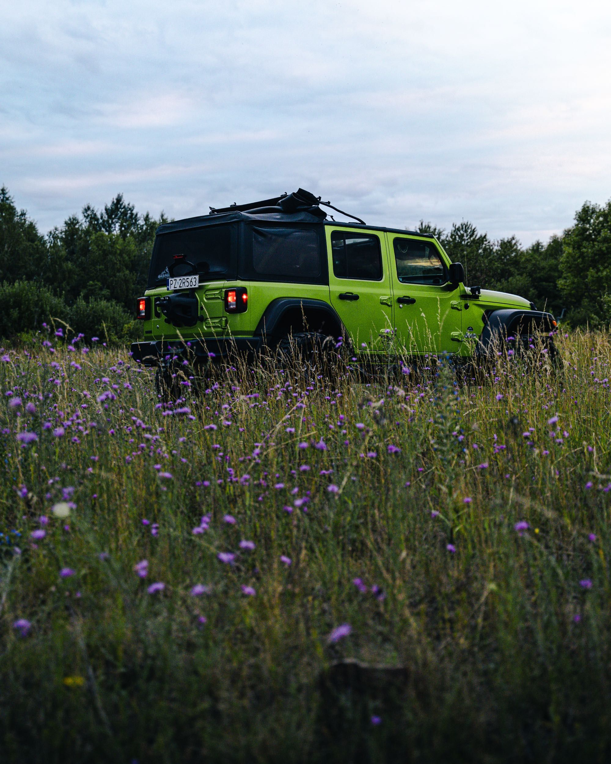 Wynajem Jeep Wrangler Unlimited V6 4x4 bez kaucji wypożyczalnia