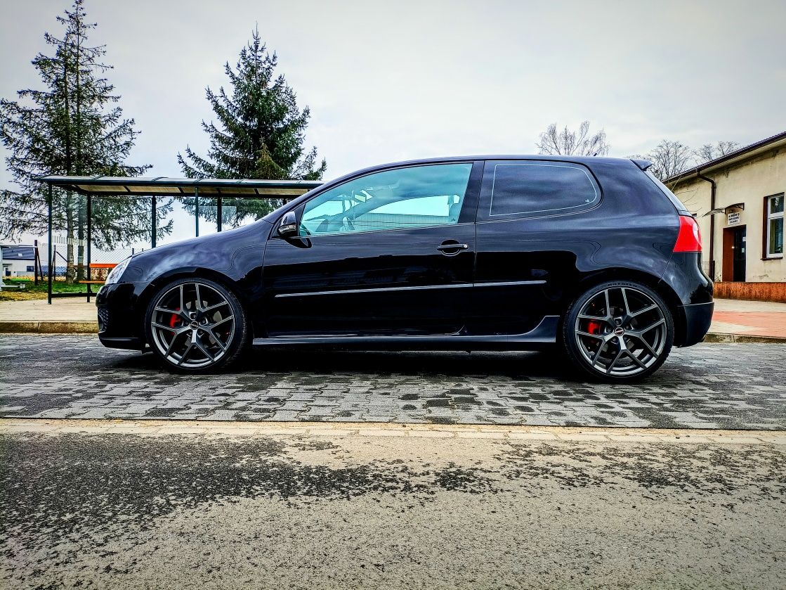 VW Golf GTI 2.0i 260KM/MegaStan/ALU19BORBET/Kubełki/StanKOLEKCJONERSKI